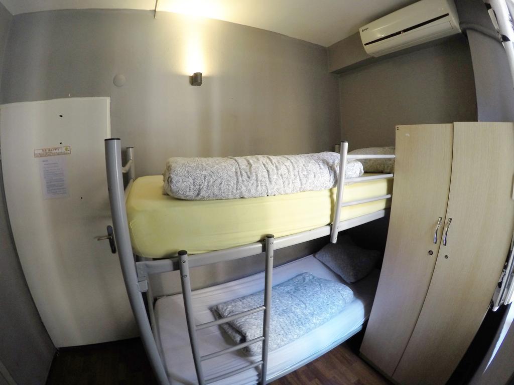 Eastwest Guesthouse Istanboel Buitenkant foto