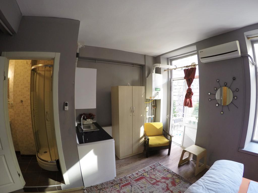 Eastwest Guesthouse Istanboel Buitenkant foto