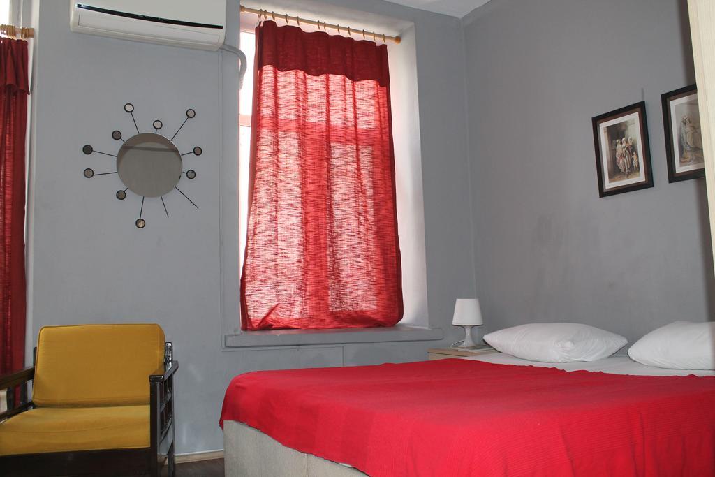 Eastwest Guesthouse Istanboel Buitenkant foto